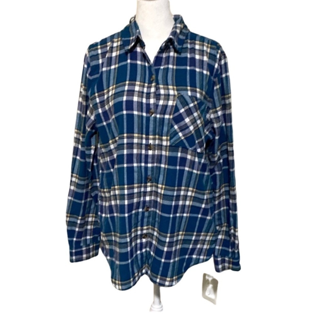 Aeropostale Blue Plaid Button-Up Flannel Shirt. Size M.